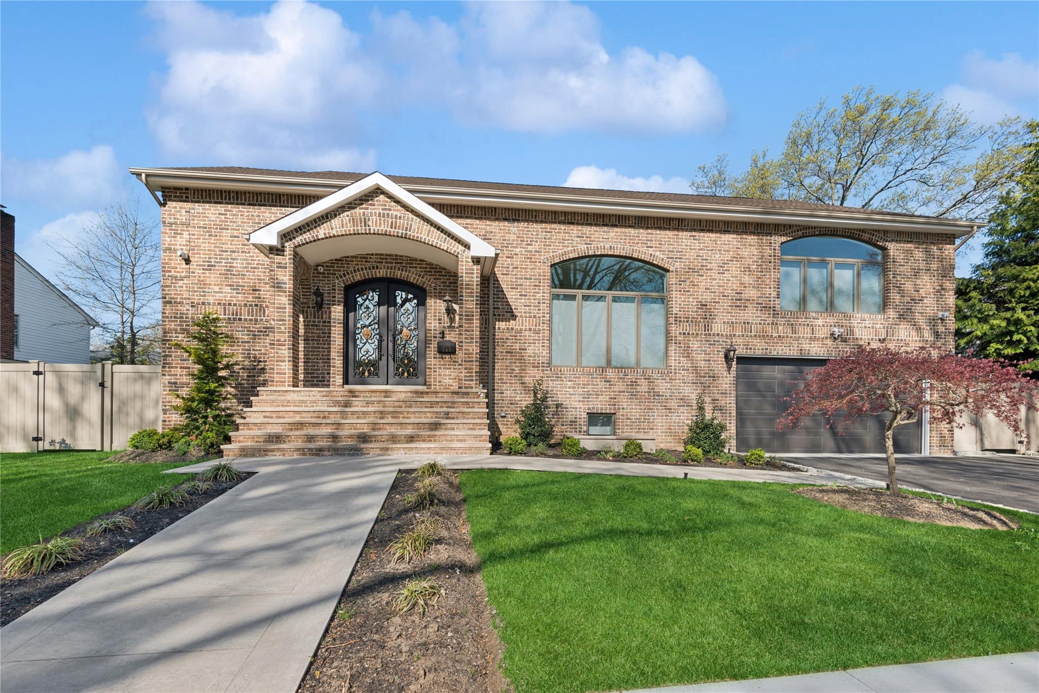 #3 photo, 783 Oakleigh Road, ナッソー郡 North Woodmere , NY 11581