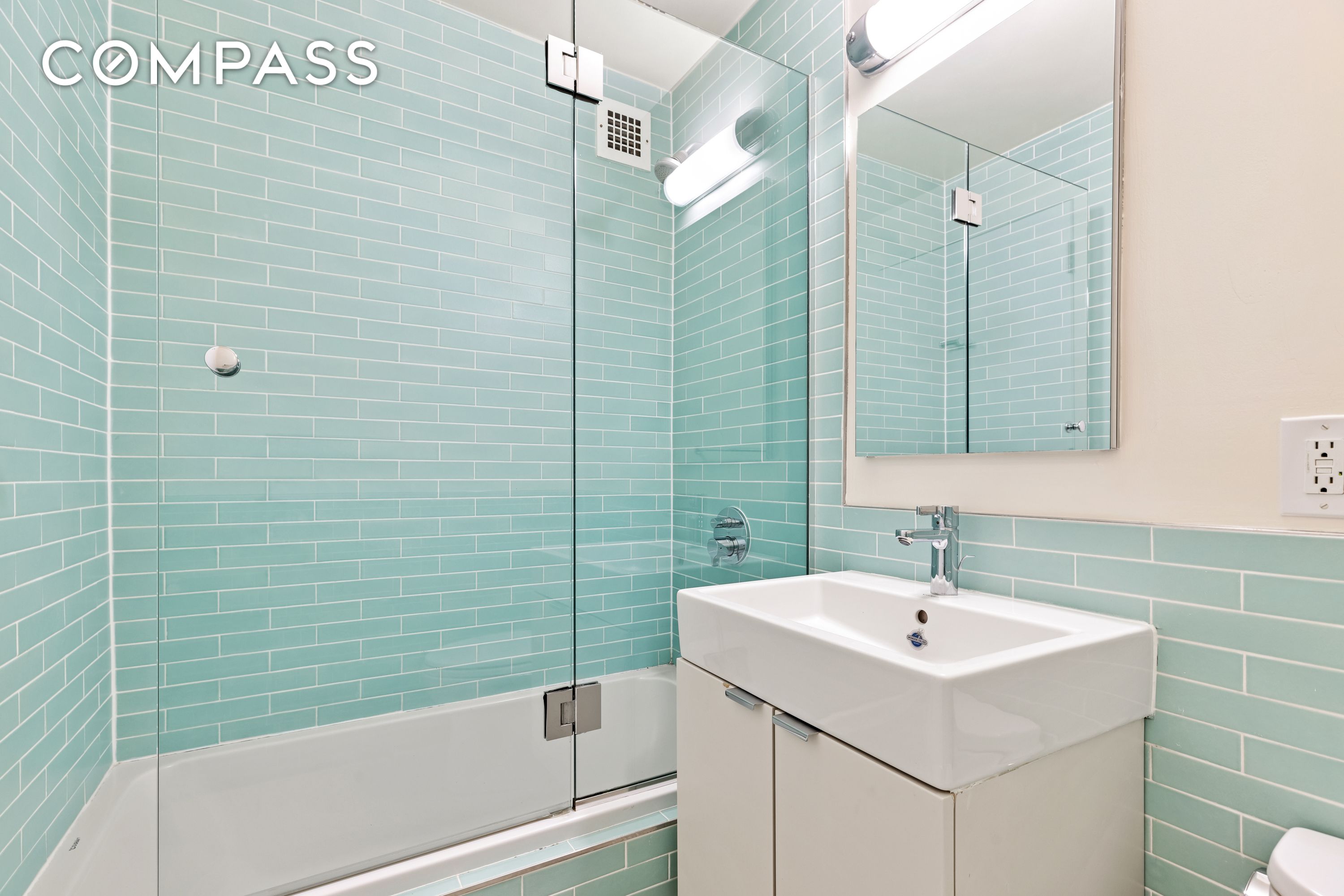 #11 photo, 100 W 93rd Street, マンハッタン Upper West Side , NY 10025