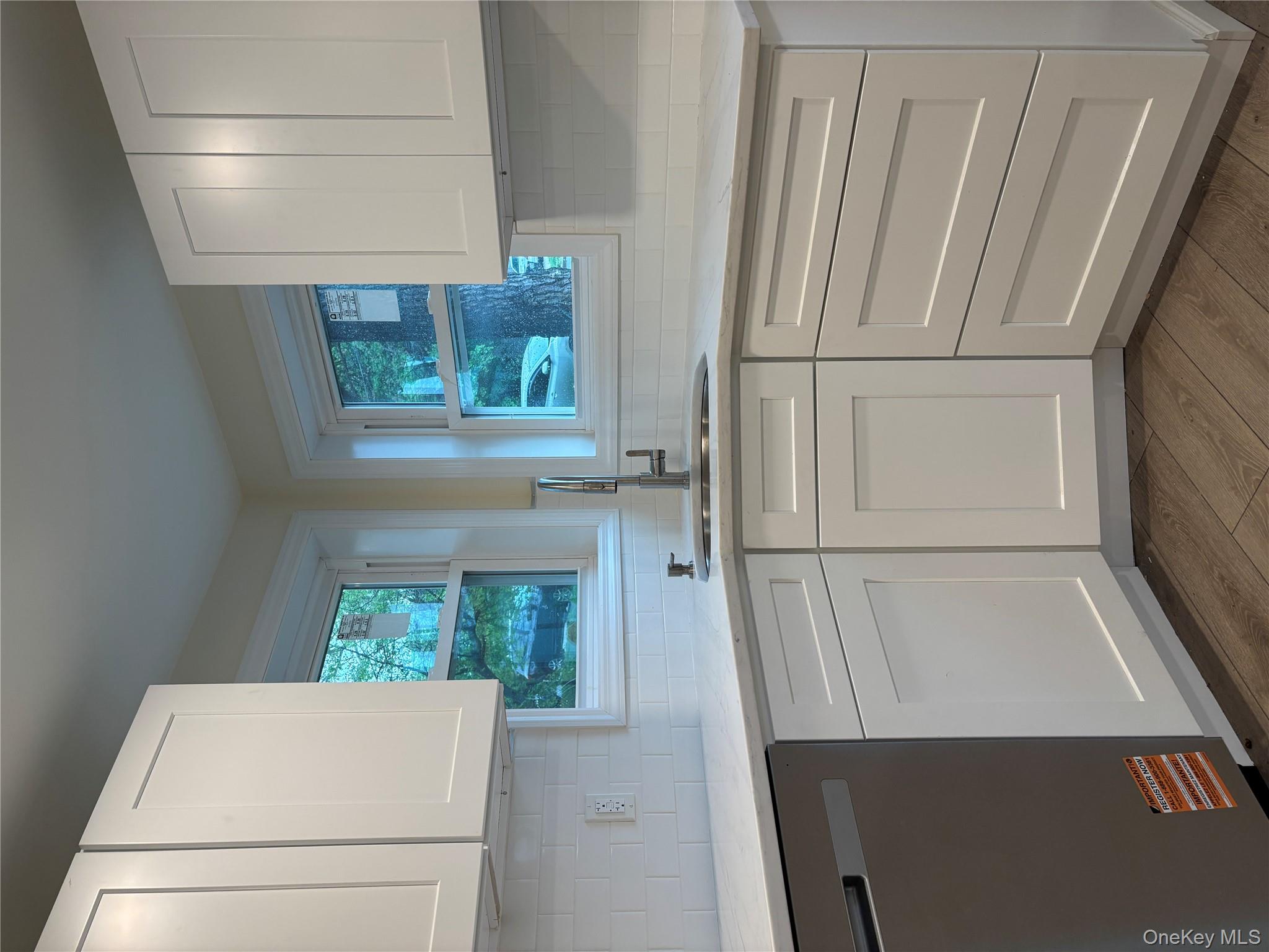 #12 photo, 159 Washington Avenue, サフォーク郡 Wheatley Heights , NY 11798