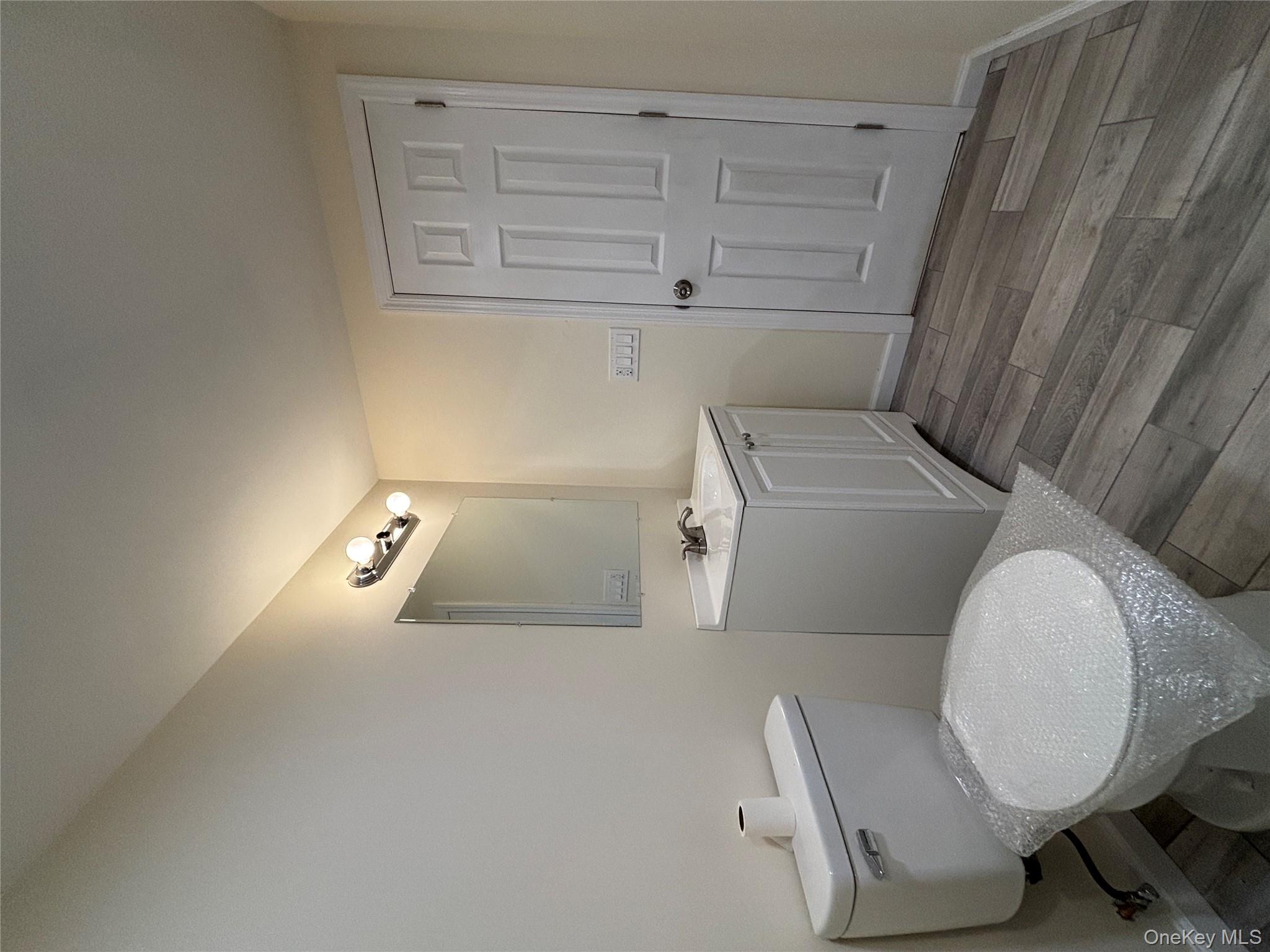 #14 photo, 159 Washington Avenue, サフォーク郡 Wheatley Heights , NY 11798