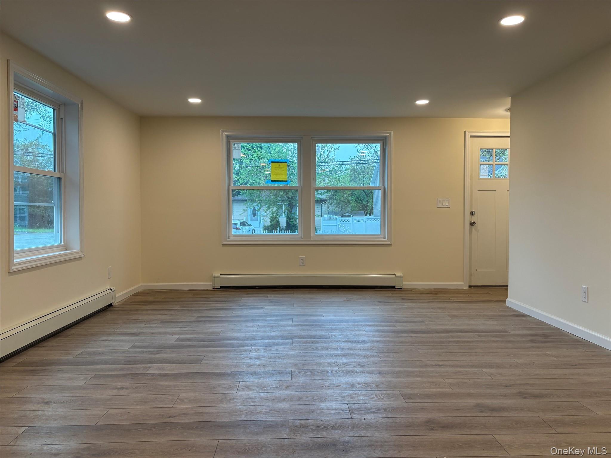 #4 photo, 159 Washington Avenue, サフォーク郡 Wheatley Heights , NY 11798