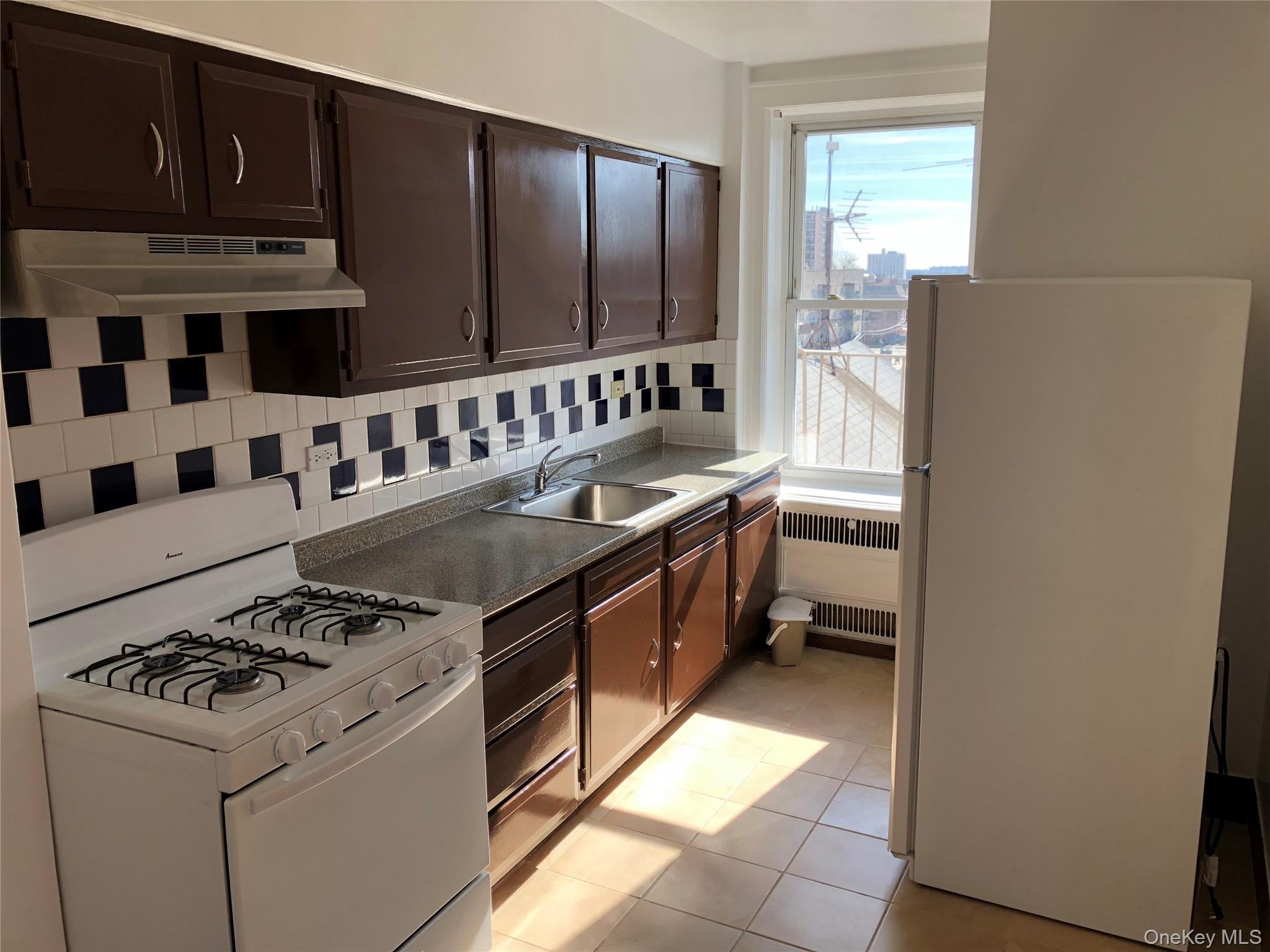 #5 photo, 162-30 86TH avenue, クイーンズ区 Jamaica Hills , NY 11432