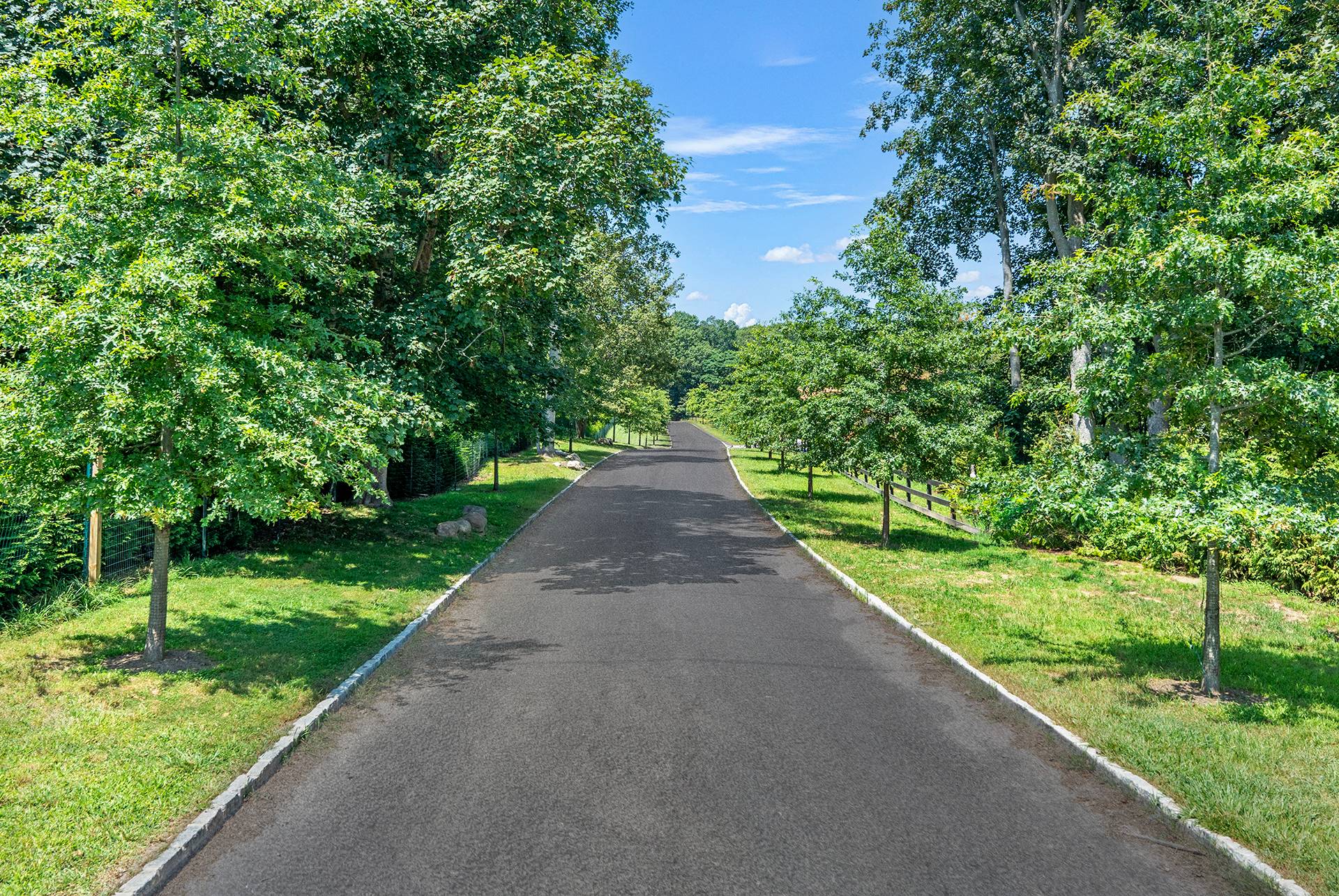 #10 photo, 6 Windy Hill Ln, サフォーク郡 Southampton , NY 11932