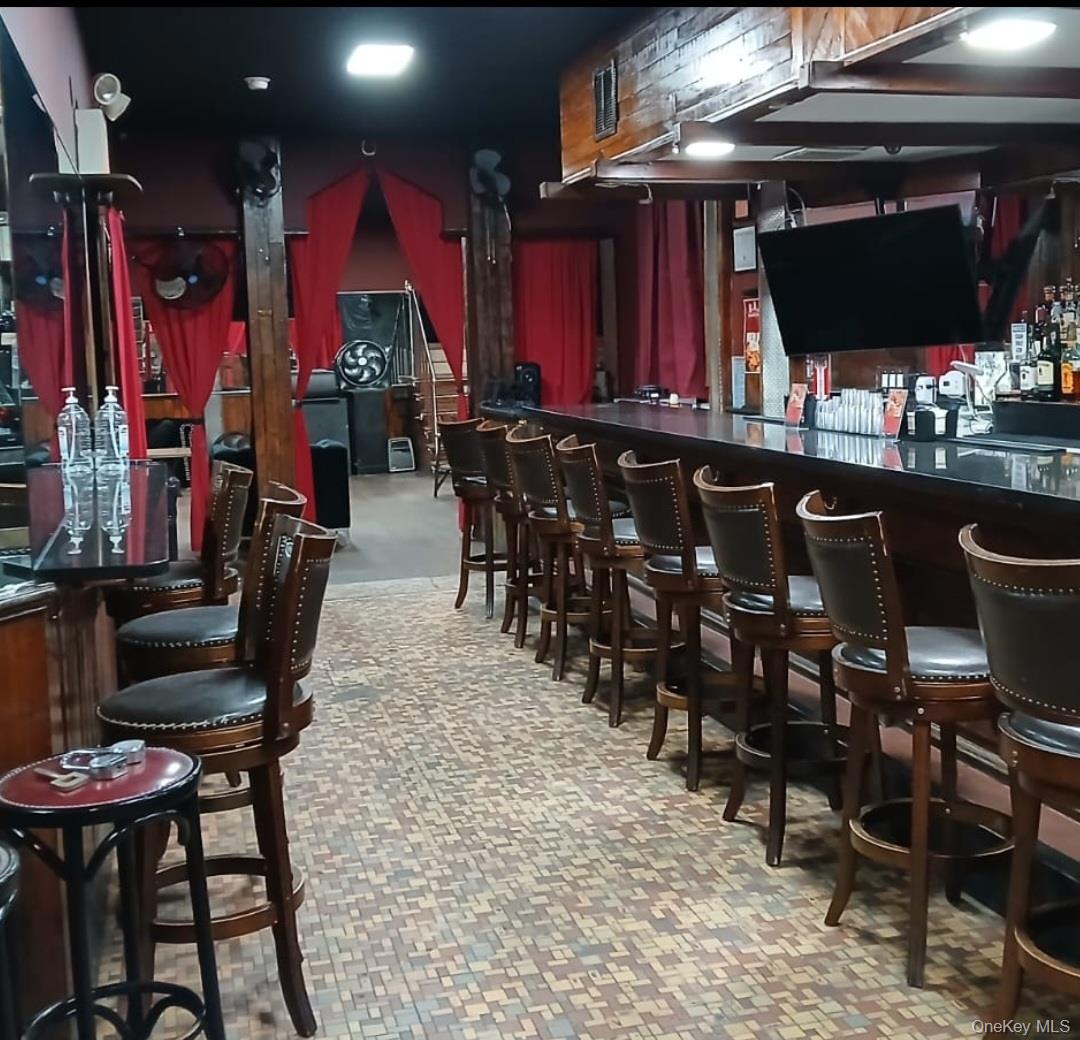 #3 photo, 20-14 29th St Astoria, 29th., st., クイーンズ区 Astoria , NY 11105