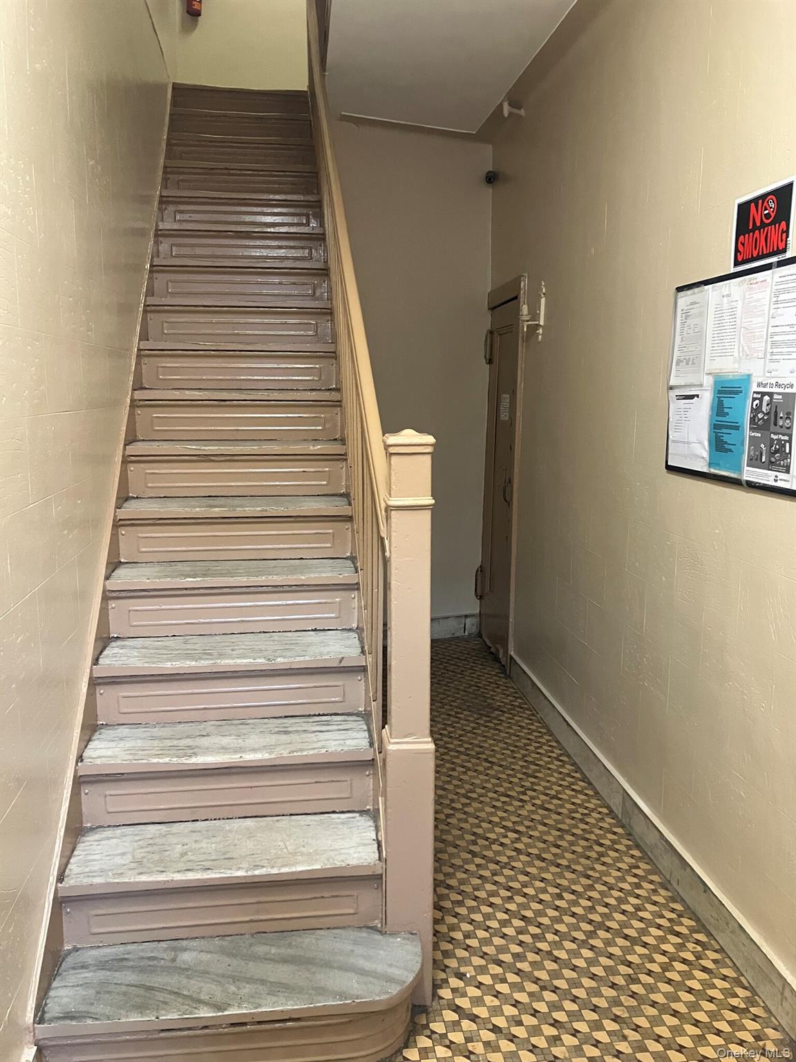 #4 photo, 20-14 29th St Astoria, 29th., st., クイーンズ区 Astoria , NY 11105