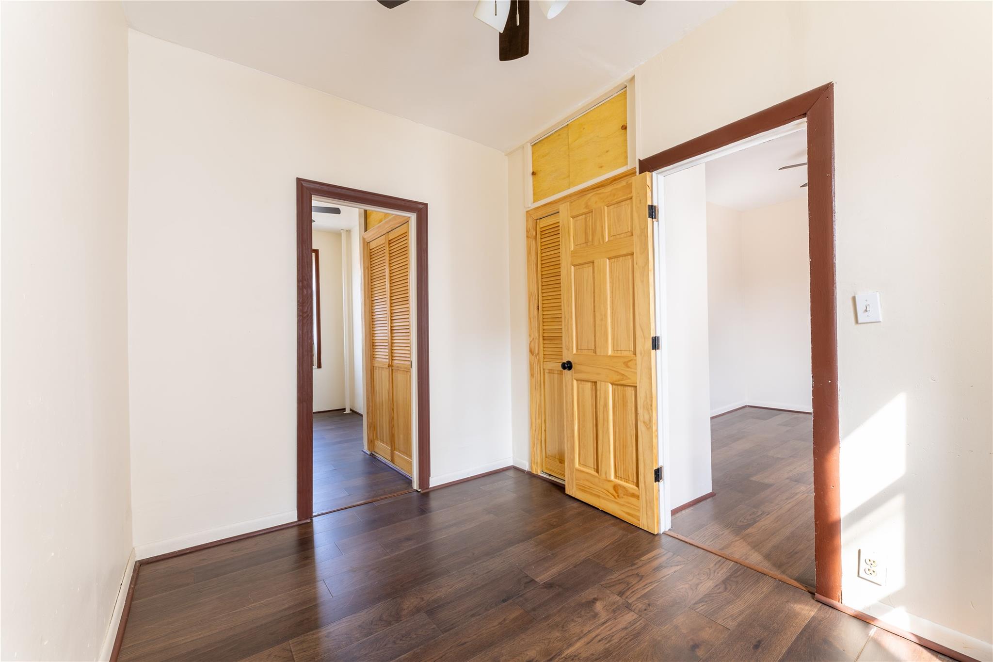 #5 photo, 154 South 3rd, Brooklyn , NY 11211