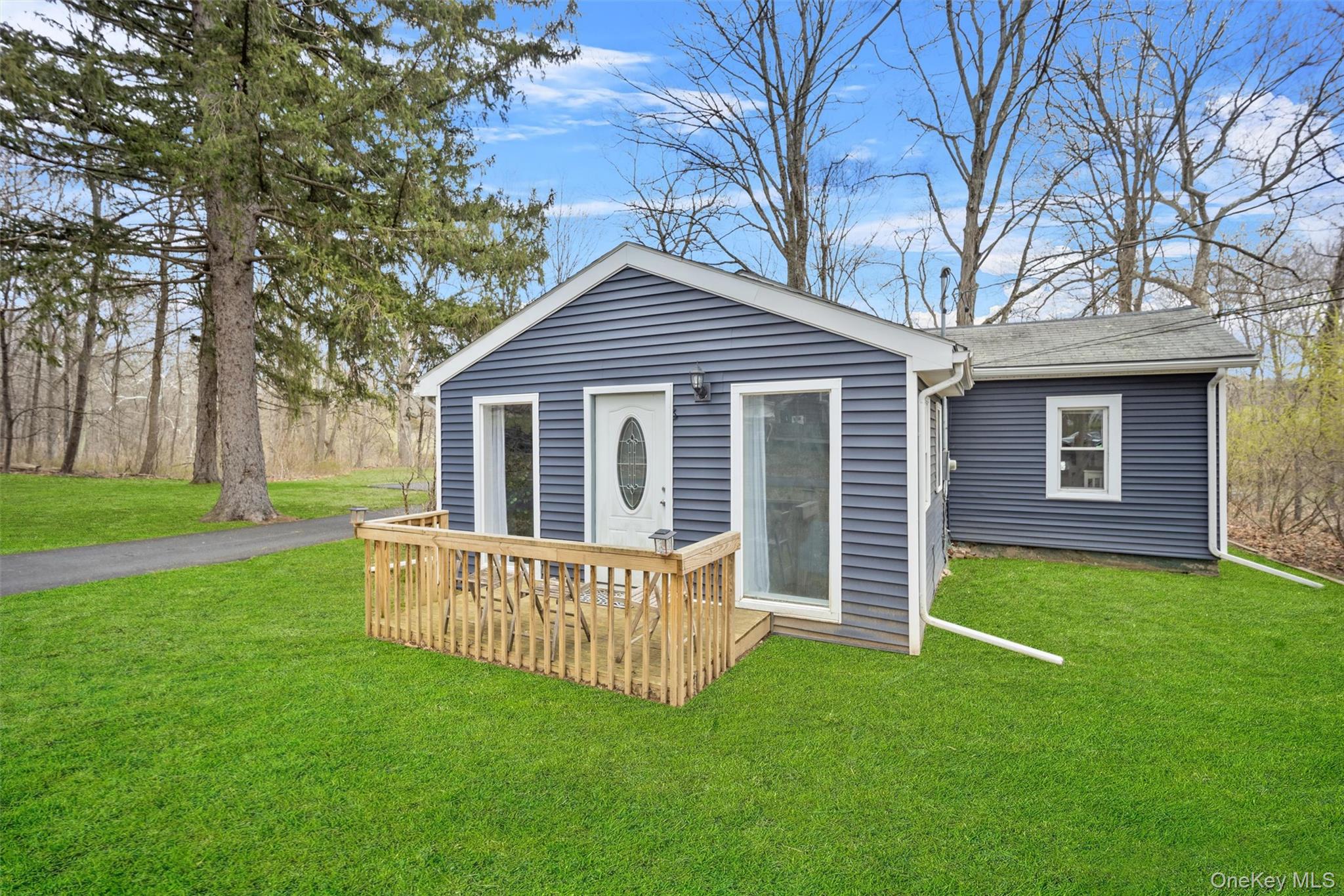 #4 photo, 16 Titus Road, Poughkeepsie , NY 12603