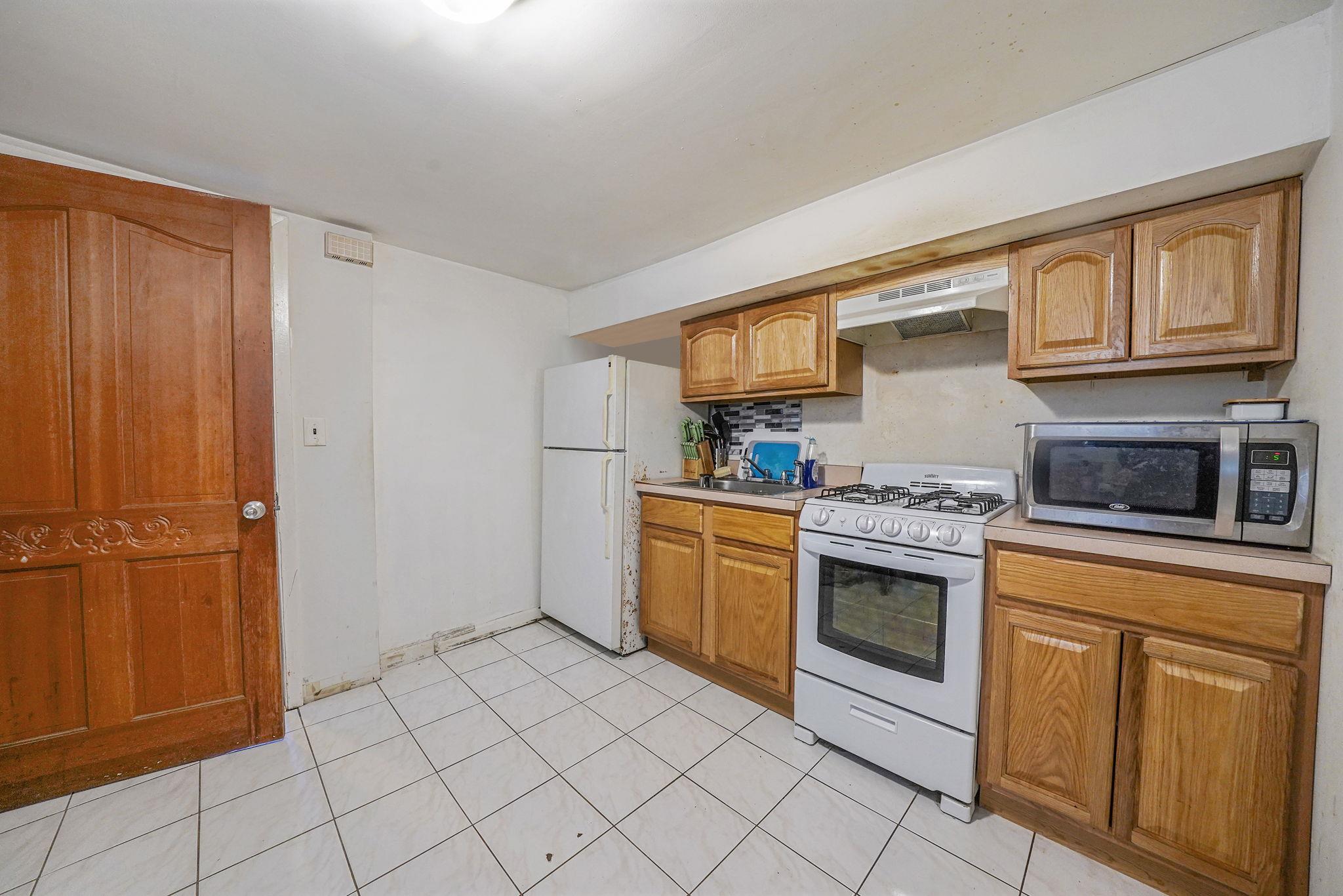 #8 photo, 3205 Lafayette Avenue, ブロンクス区 Bronx , NY 10465