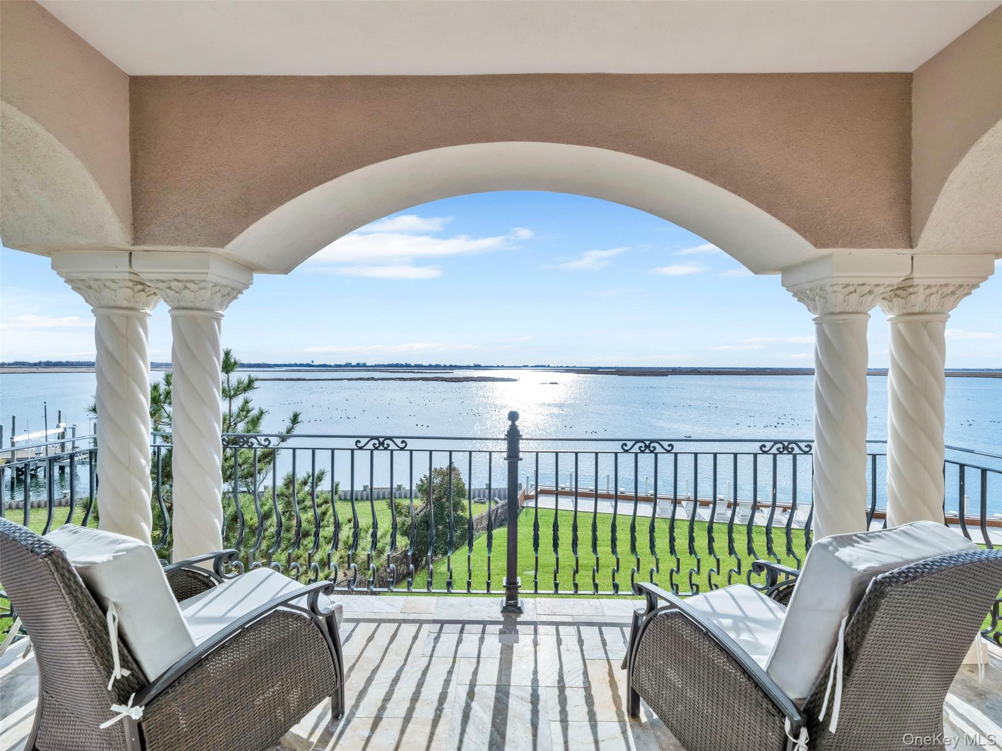 #13 photo, 1101 Harbor Road, ナッソー郡 Hewlett , NY 11557