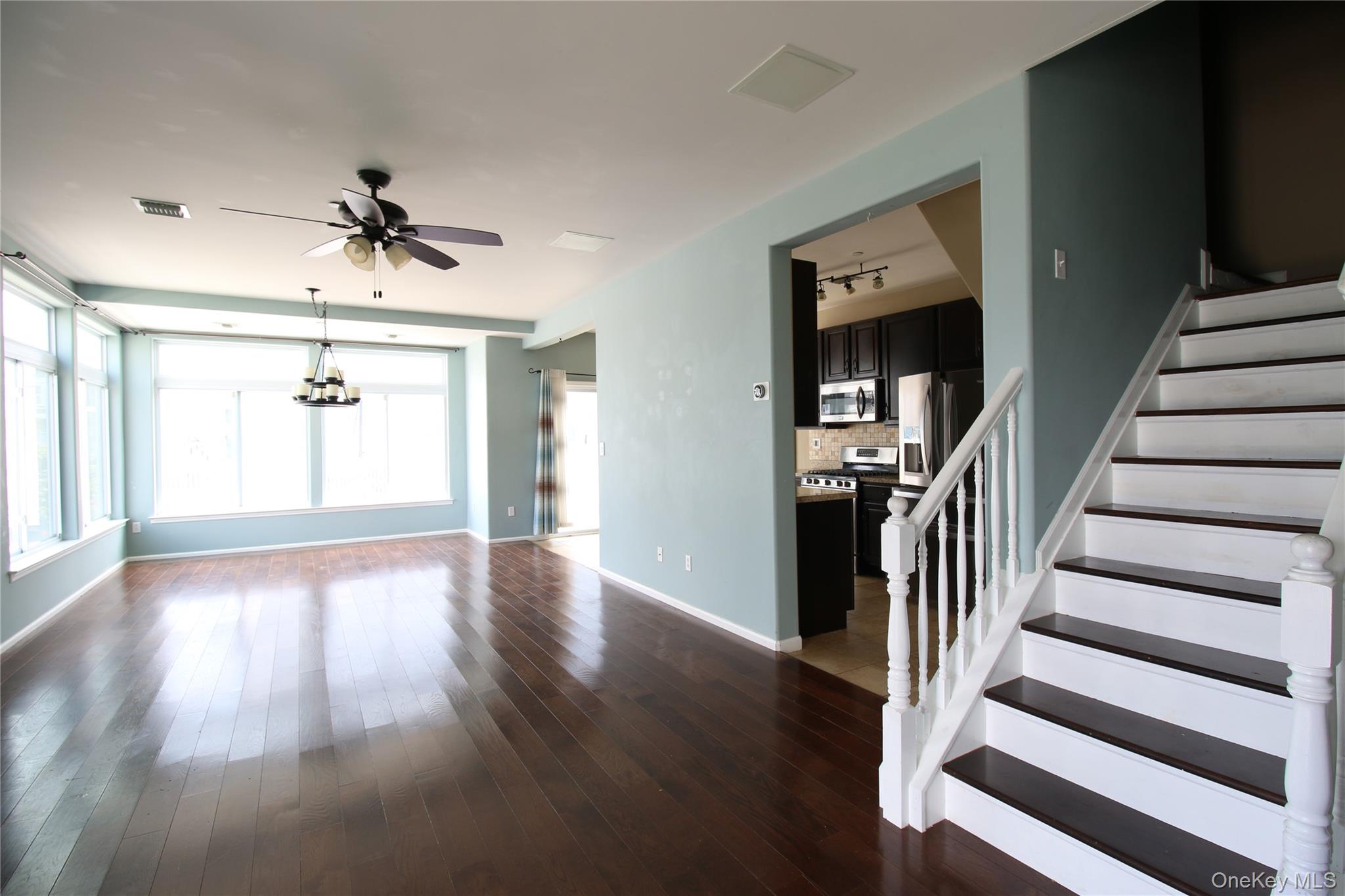 #4 photo, 178 Saltaire Lane, クイーンズ区 Arverne , NY 11692