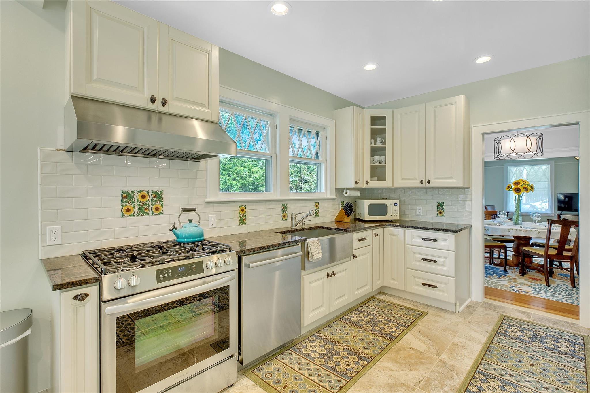 #6 photo, 8325 Main Road, サフォーク郡 East Marion , NY 11939