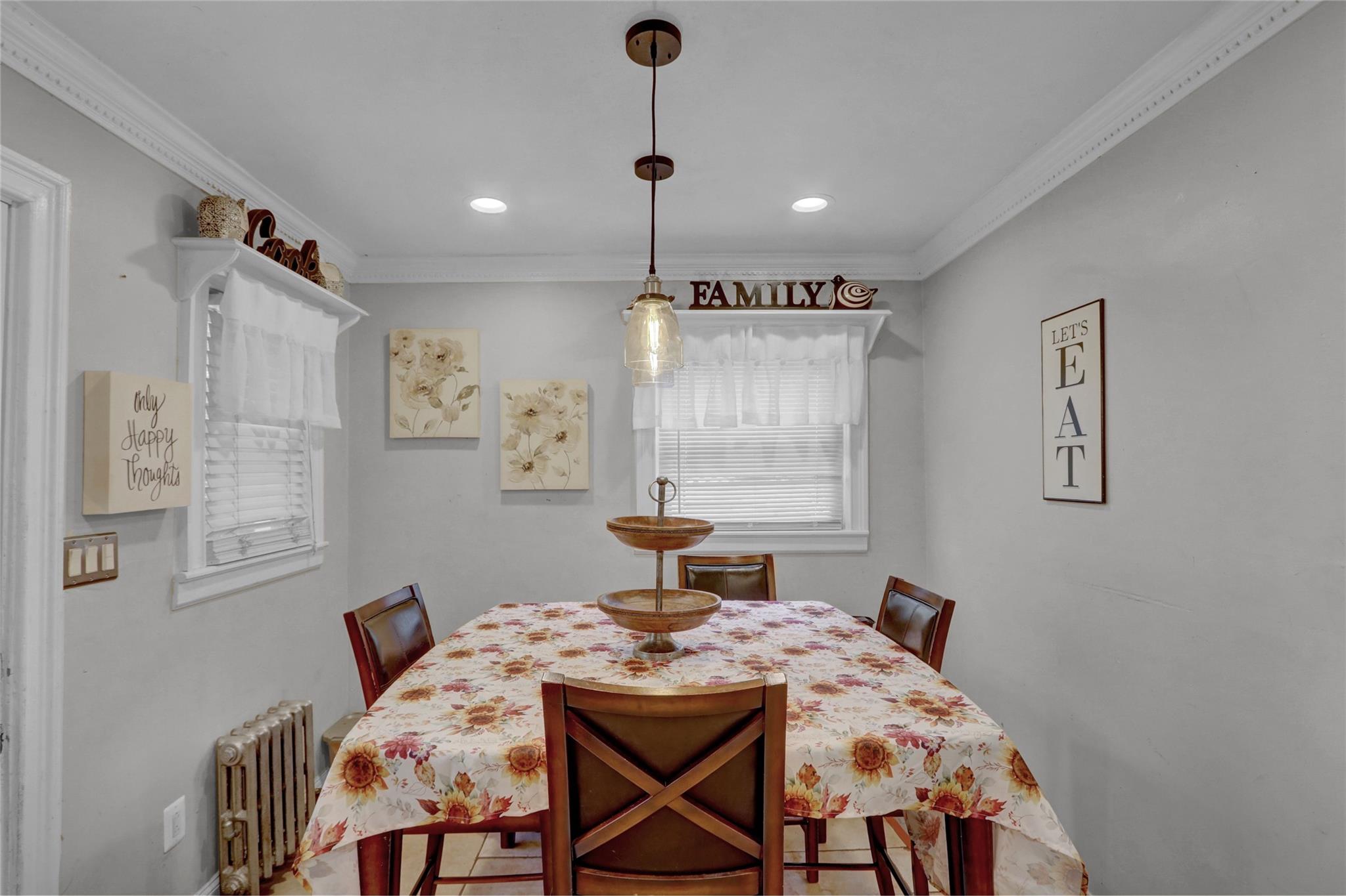 #12 photo, 154 California Avenue, ناسو Freeport , NY 11520