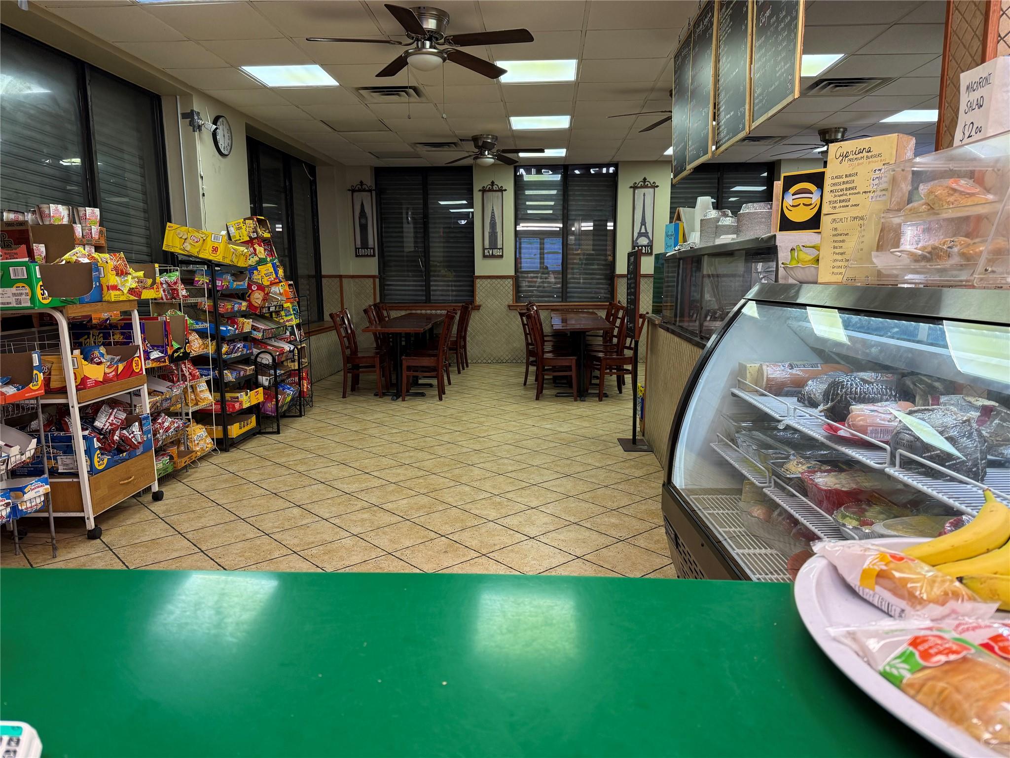 #6 photo, 47-02 37th Street, クイーンズ区 Long Island City , NY 11101