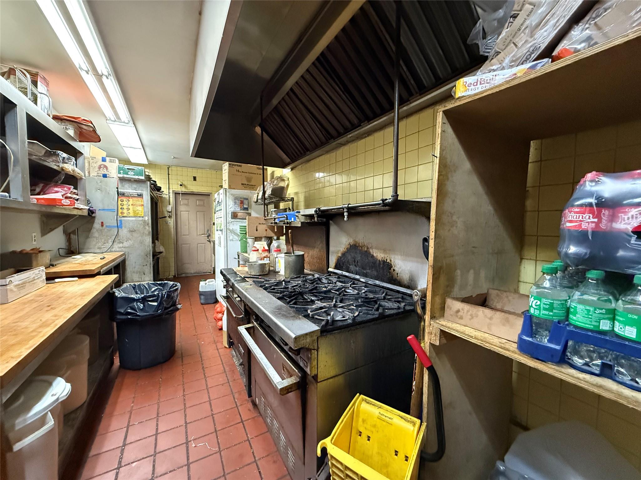 #7 photo, 47-02 37th Street, クイーンズ区 Long Island City , NY 11101