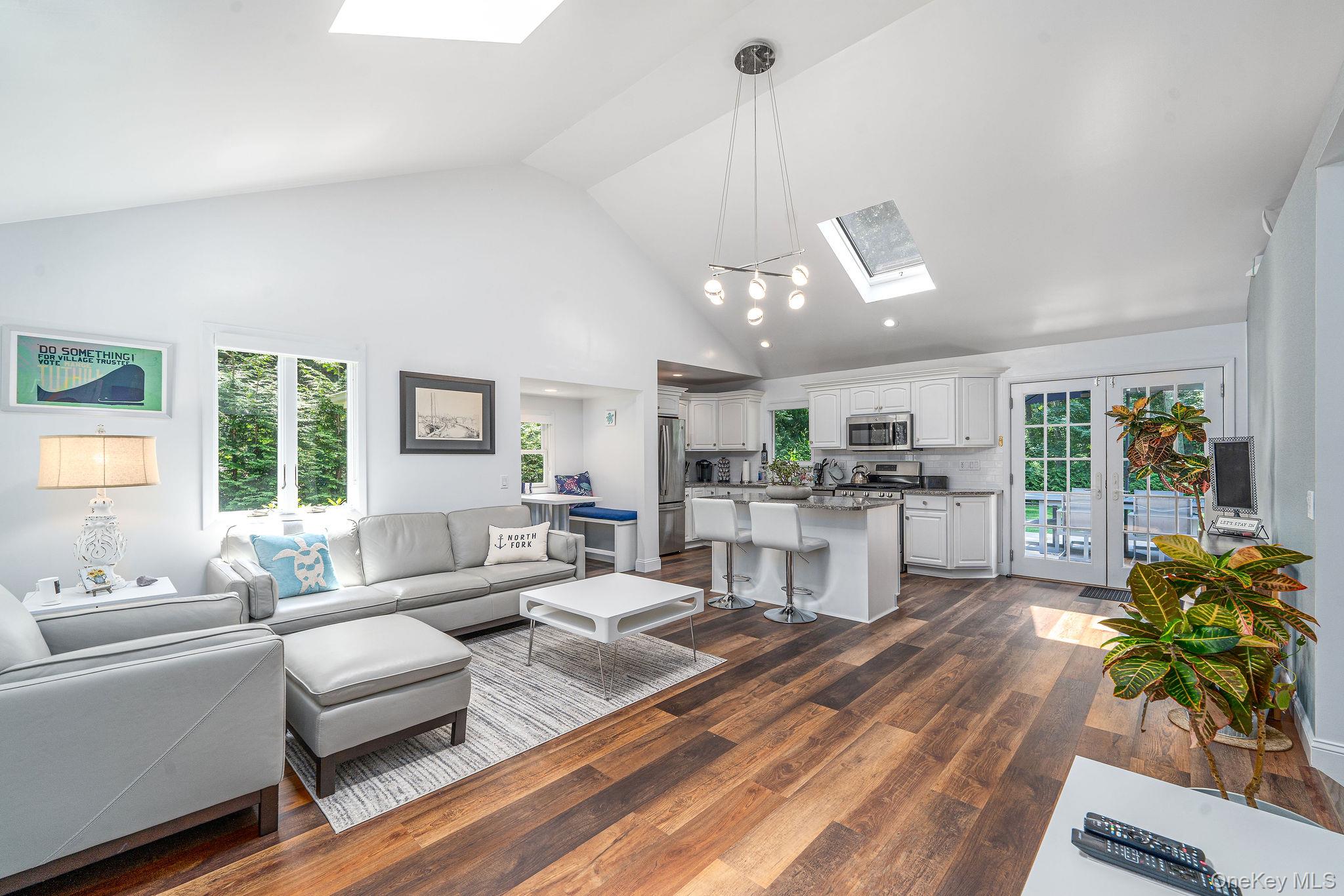 #4 photo, 410 Cedar Drive, サフォーク郡 Mattituck , NY 11952