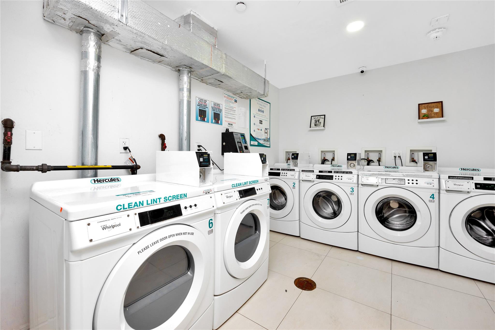 #17 photo, 172-18 Jamaica Avenue, Jamaica , NY 11432