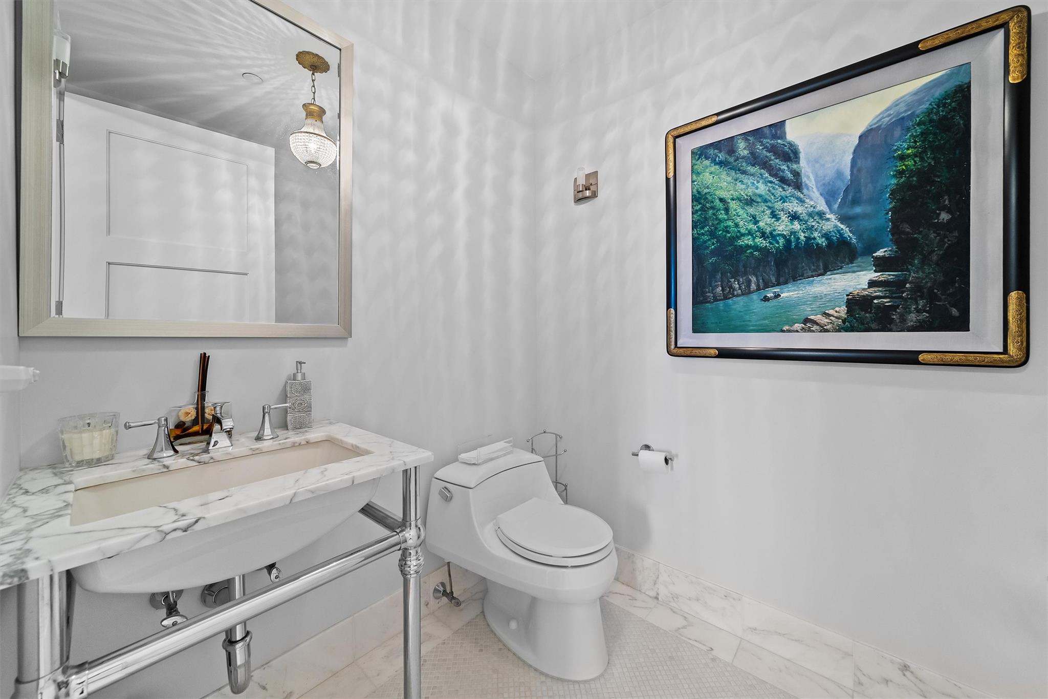 #16 photo, 5 Renaissance Square, White Plains , NY 10601