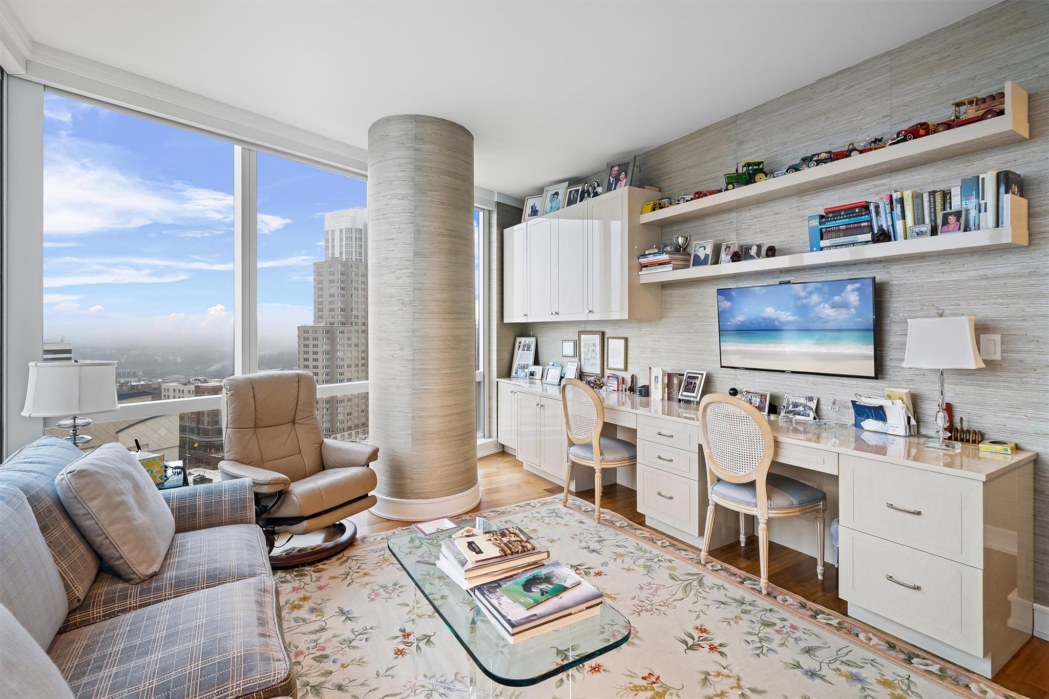 #18 photo, 5 Renaissance Square, White Plains , NY 10601