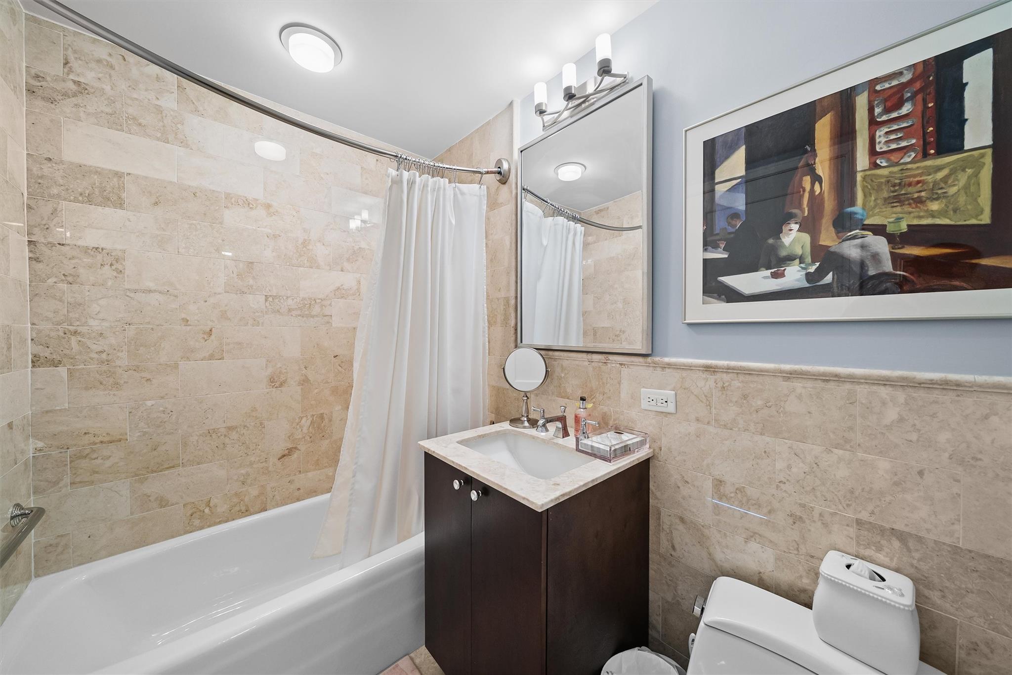 #20 photo, 5 Renaissance Square, White Plains , NY 10601