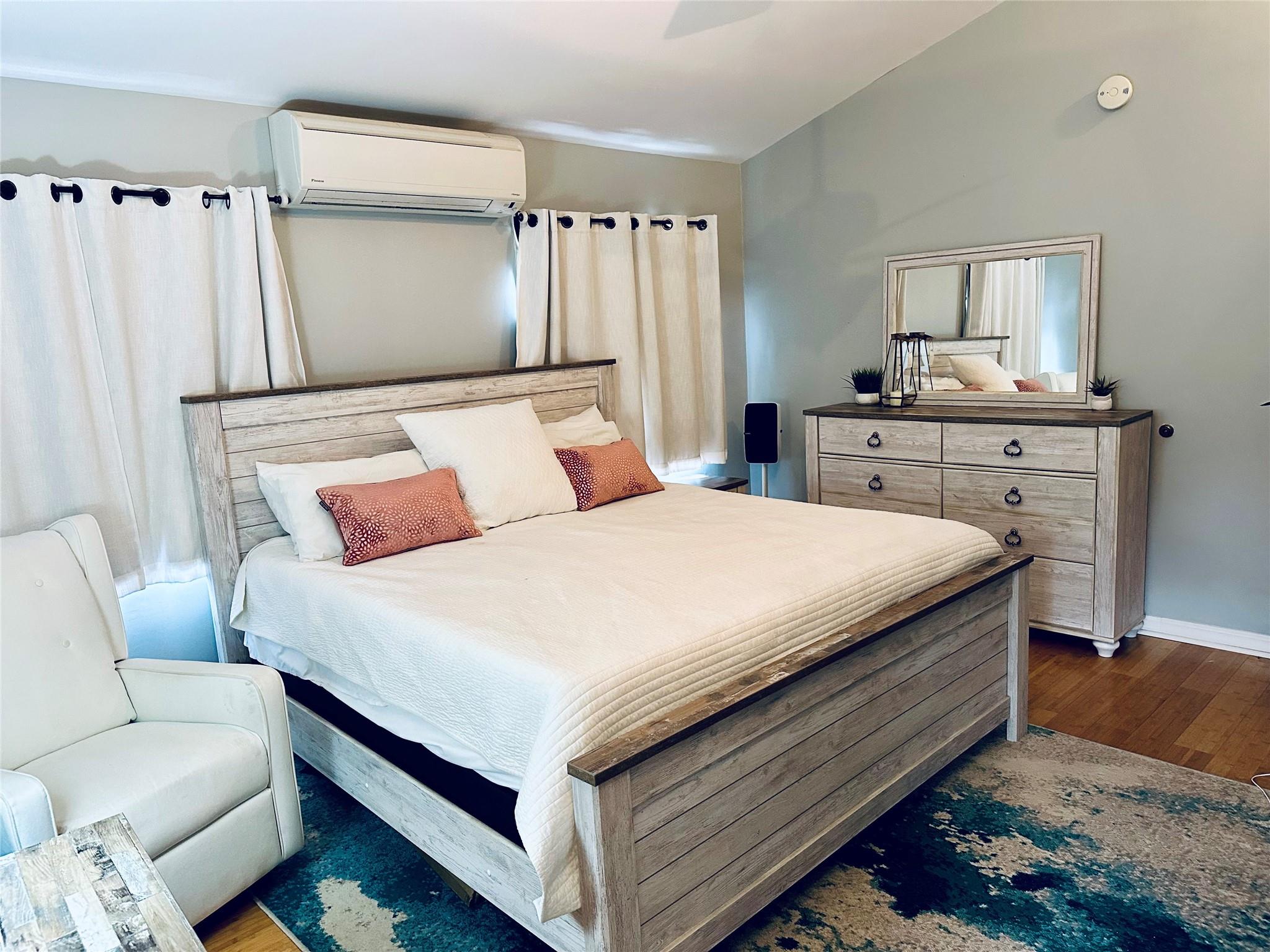 #10 photo, 19 Ocean Road, Ocean Beach , NY 11770