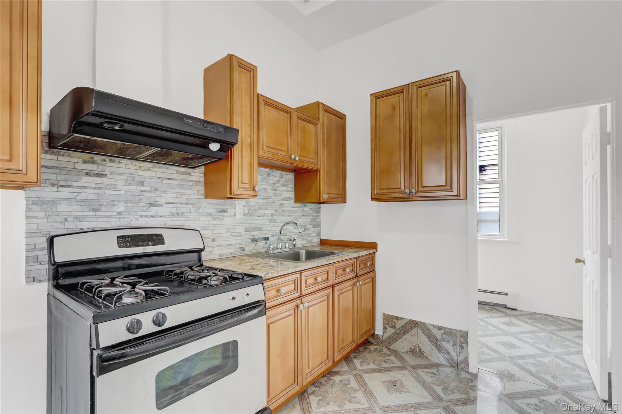 #7 photo, 69 Hewlett Street, ナッソー郡 Hempstead , NY 11550