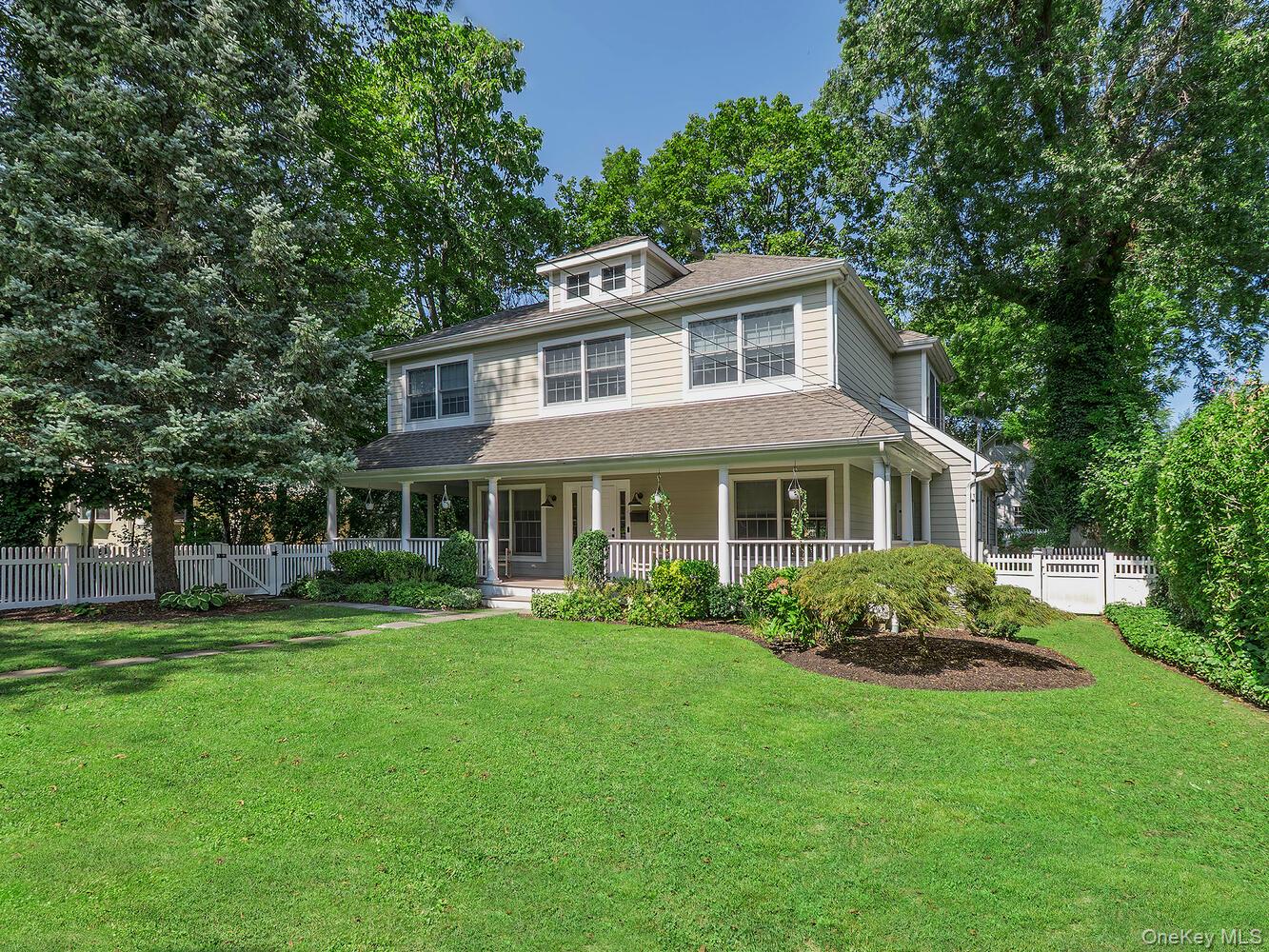 #2 photo, 50 Glen Avenue, ナッソー郡 Sea Cliff , NY 11579