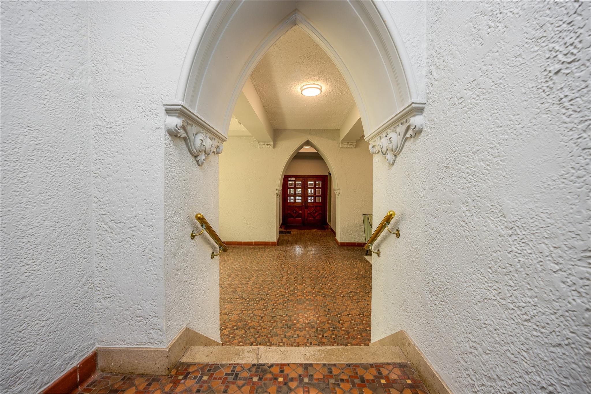 #6 photo, 1440 Midland Avenue, Bronxville , NY 10708