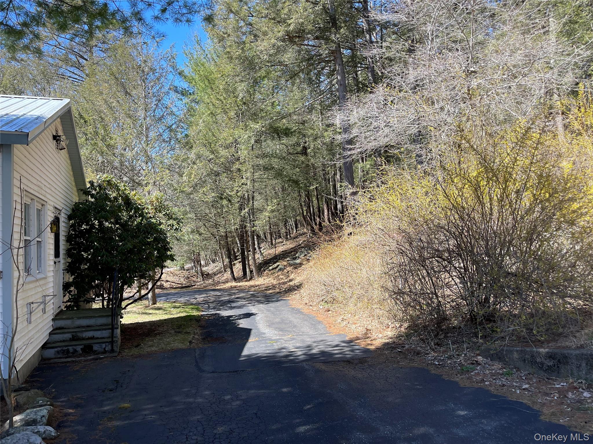 #7 photo, 58 Baker Road, Bearsville , NY 12409