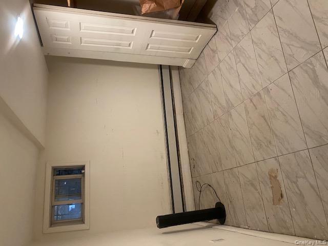 #4 photo, 91-07 139 St, クイーンズ区 Briarwood , NY 11435