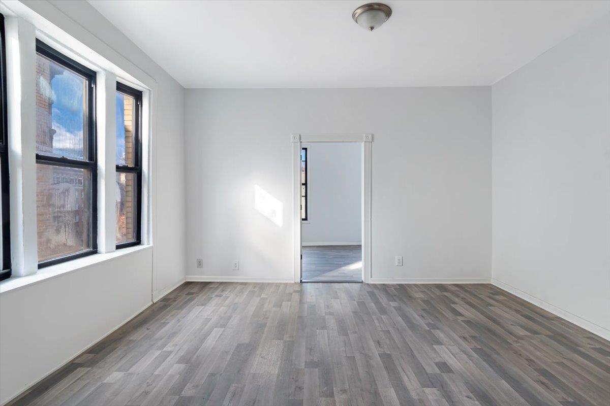 #4 photo, 4260 Broadway, マンハッタン New York (Manhattan) , NY 10033