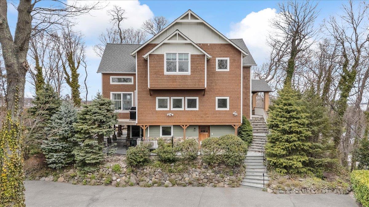 #3 photo, 249 Little Neck Road, サフォーク郡 Centerport , NY 11721