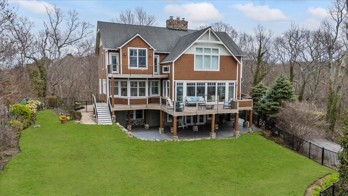 #4 photo, 249 Little Neck Road, サフォーク郡 Centerport , NY 11721