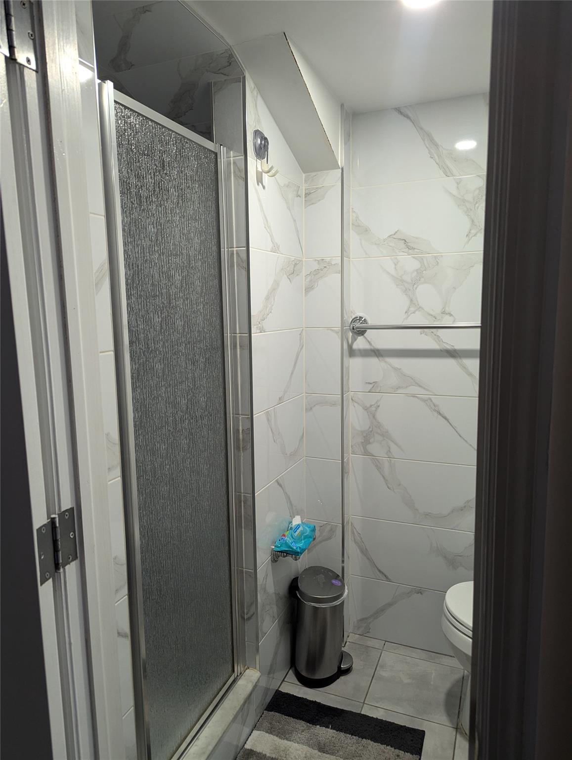 #12 photo, 86-15 BRITTON Ave, クイーンズ区 Elmhurst , NY 11373