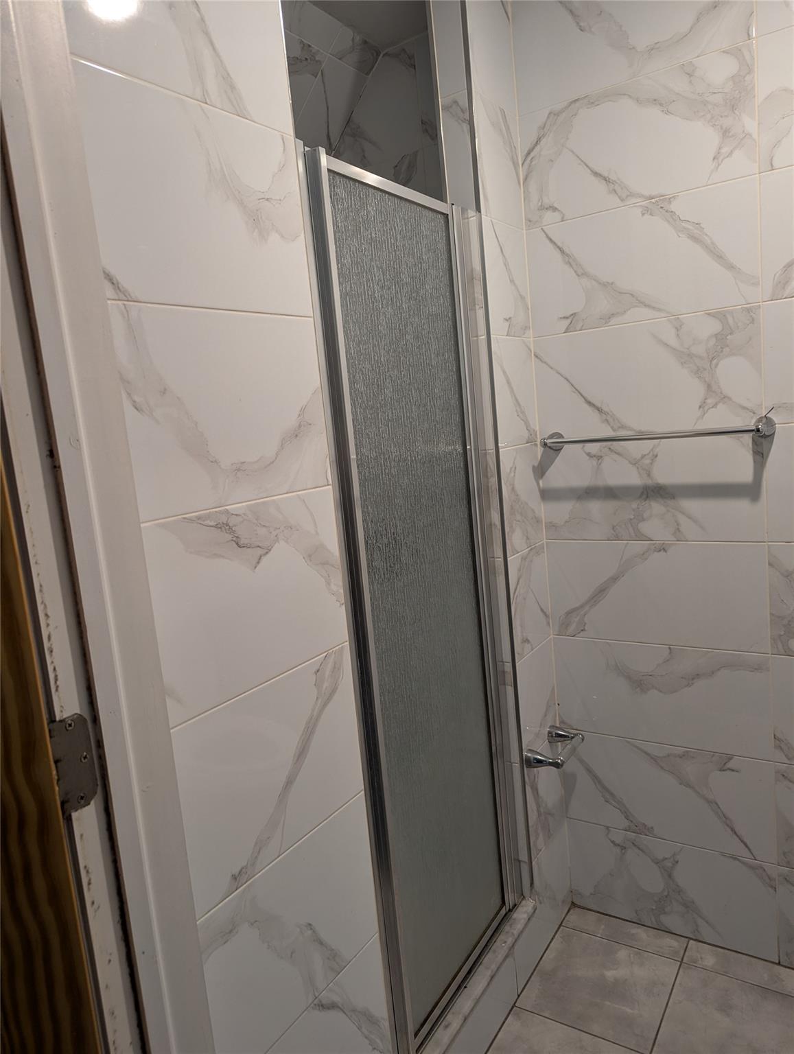 #17 photo, 86-15 BRITTON Ave, クイーンズ区 Elmhurst , NY 11373