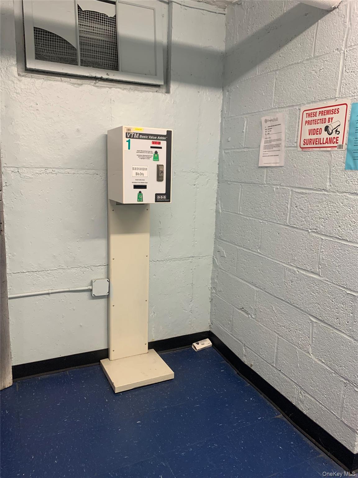 #20 photo, 78-35 147th Street, Kew Garden Hills , NY 11367