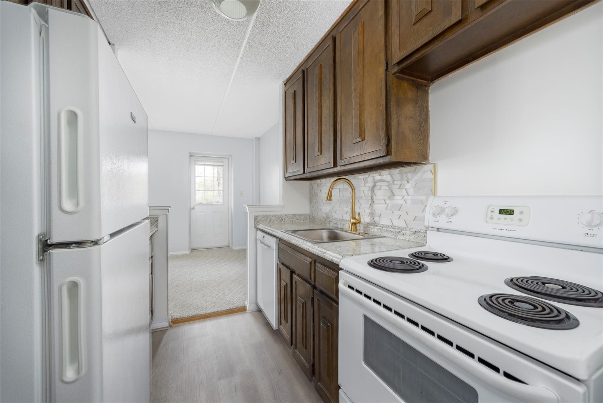 #4 photo, 160 Academy Street, Poughkeepsie , NY 12601