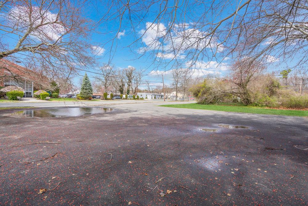 #11 photo, 1400 Montauk Highway, サフォーク郡 Oakdale , NY 11769