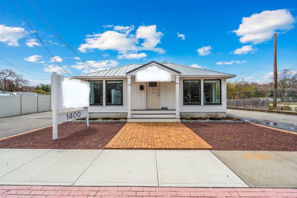 #3 photo, 1400 Montauk Highway, サフォーク郡 Oakdale , NY 11769