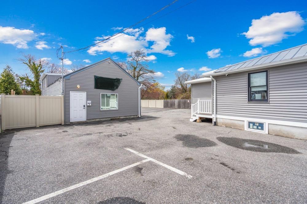 #5 photo, 1400 Montauk Highway, サフォーク郡 Oakdale , NY 11769