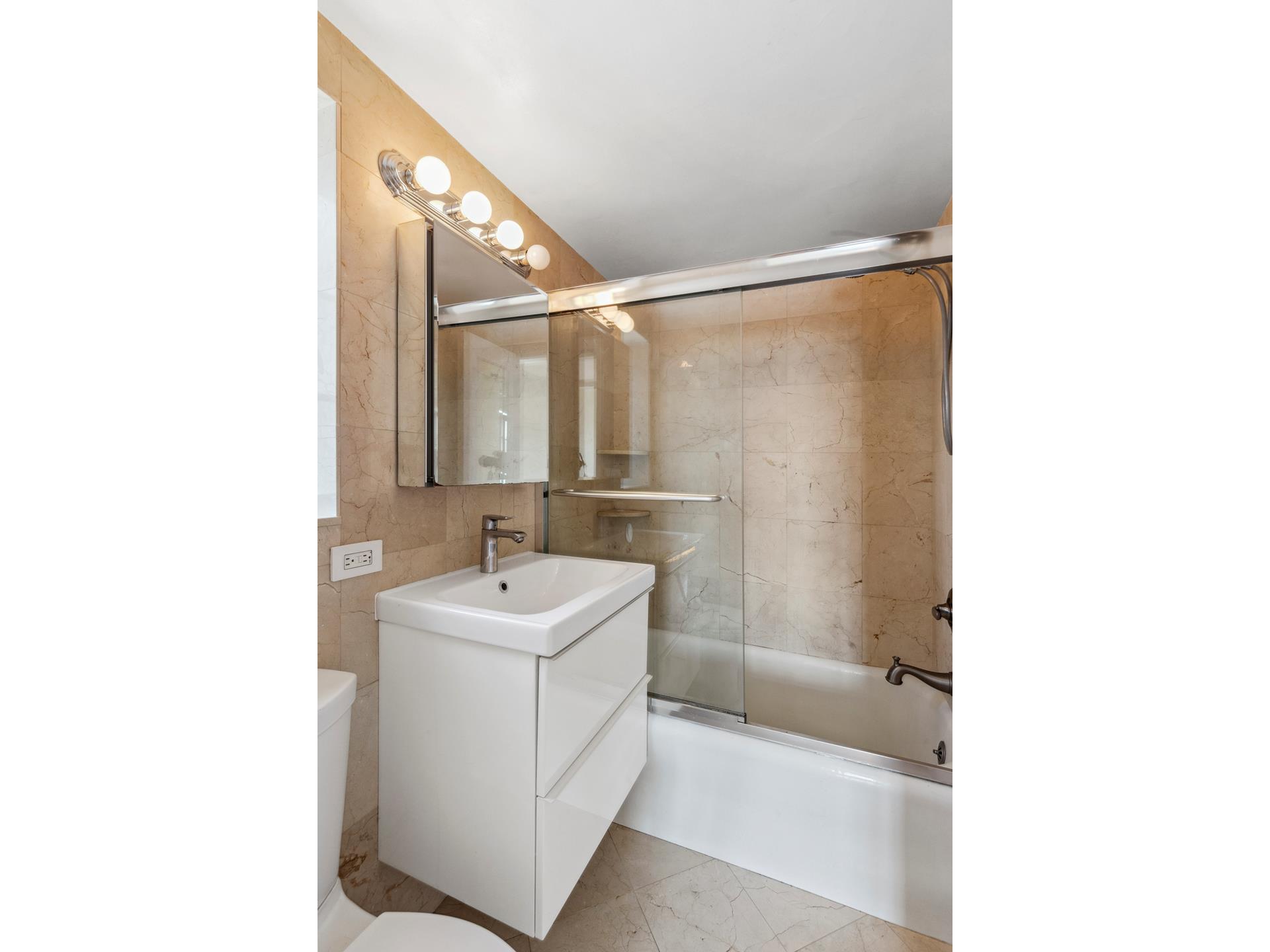 #11 photo, 5 TUDOR CITY Place, マンハッタン Murray Hill , NY 10017