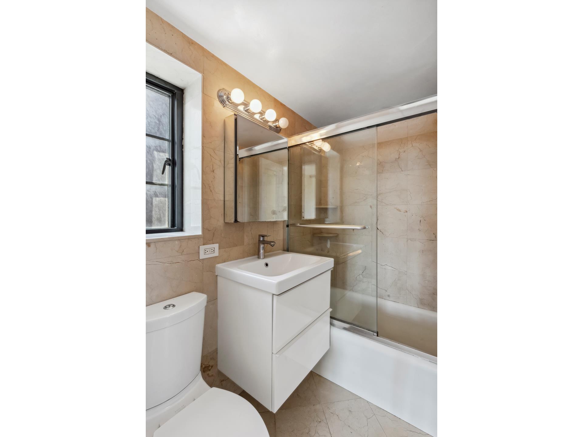 #12 photo, 5 TUDOR CITY Place, マンハッタン Murray Hill , NY 10017