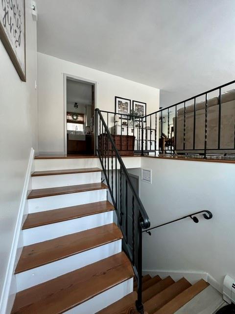 #5 photo, 2 Garden Place, Beacon , NY 12508