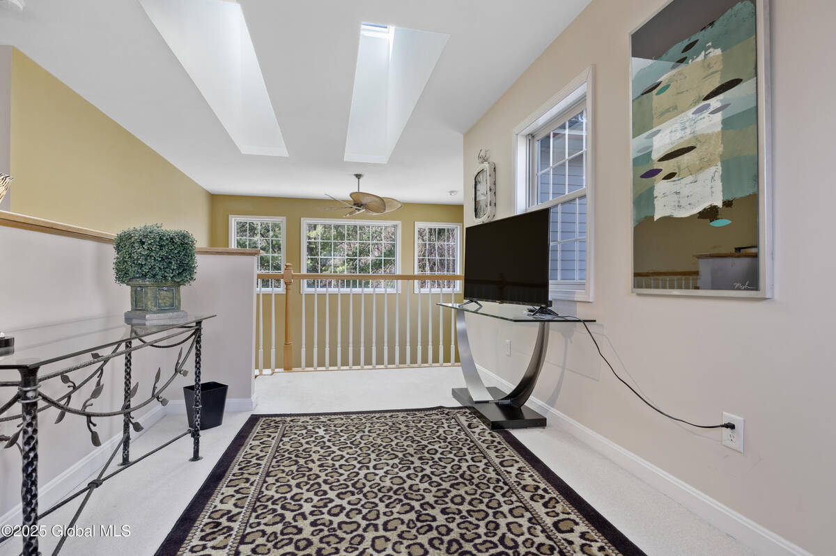 #19 photo, 91 Vista Drive, Saratoga Springs, Outside , NY 12866