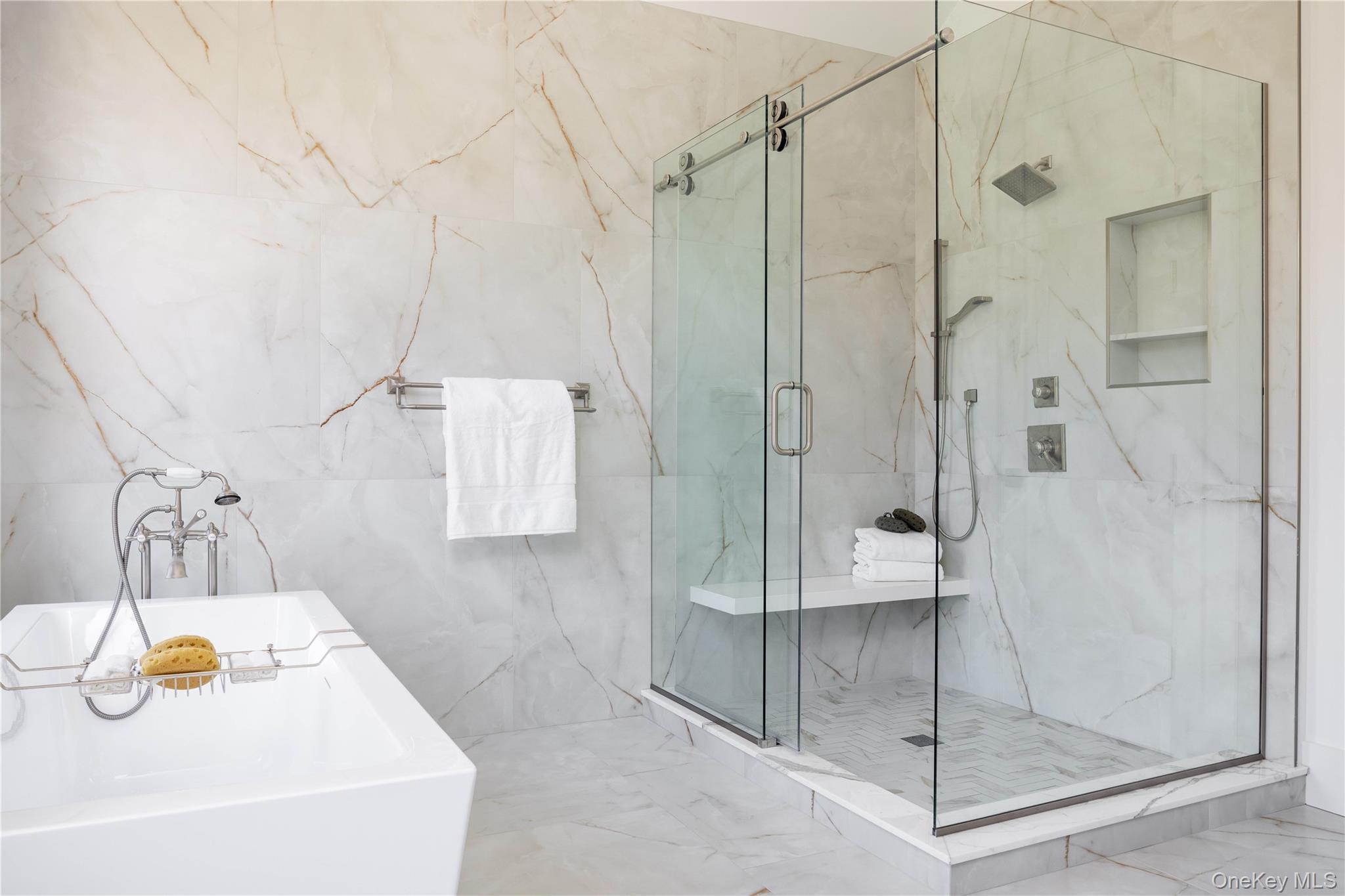 #20 photo, 4 Dogwood Drive, 东长岛 汉普顿 East Hampton , NY 11937