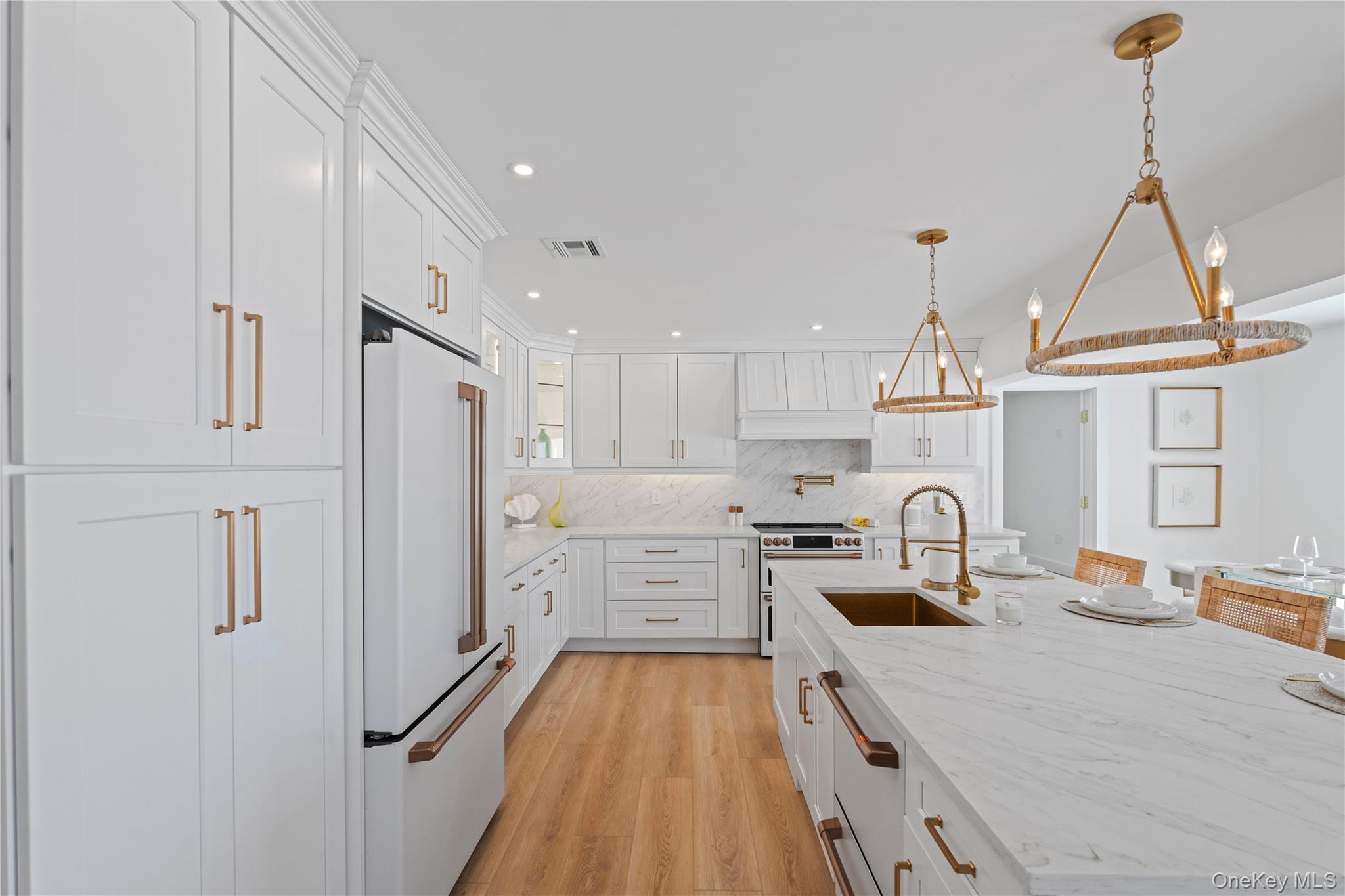 #12 photo, 40 Laura Lee Drive, サフォーク郡 Center Moriches , NY 11934