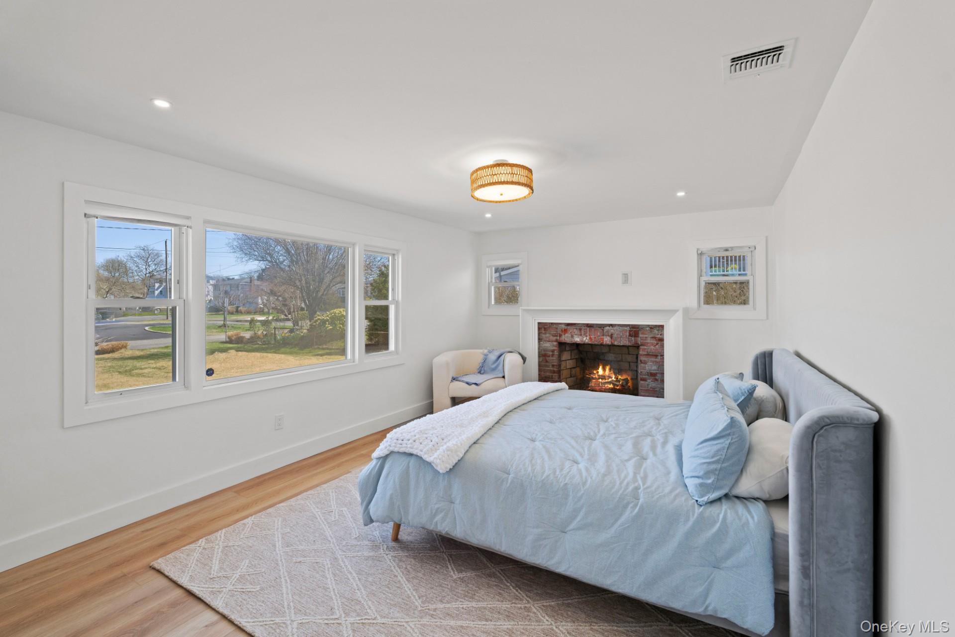 #20 photo, 40 Laura Lee Drive, サフォーク郡 Center Moriches , NY 11934