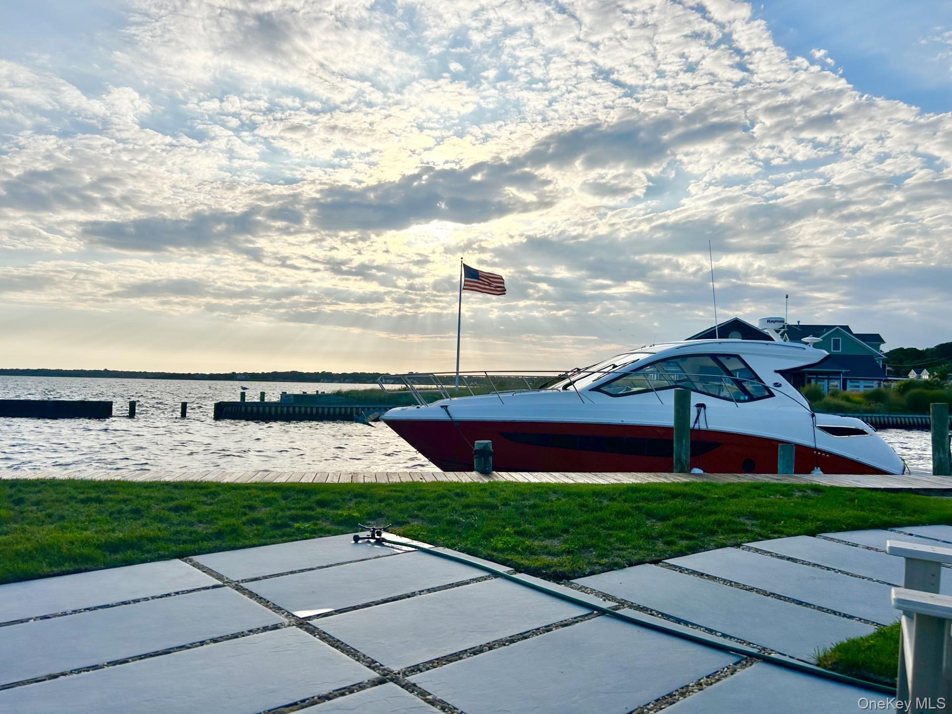 #3 photo, 40 Laura Lee Drive, サフォーク郡 Center Moriches , NY 11934