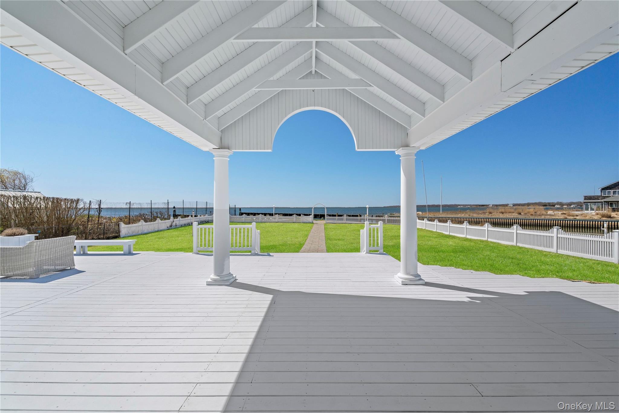 #6 photo, 40 Laura Lee Drive, サフォーク郡 Center Moriches , NY 11934