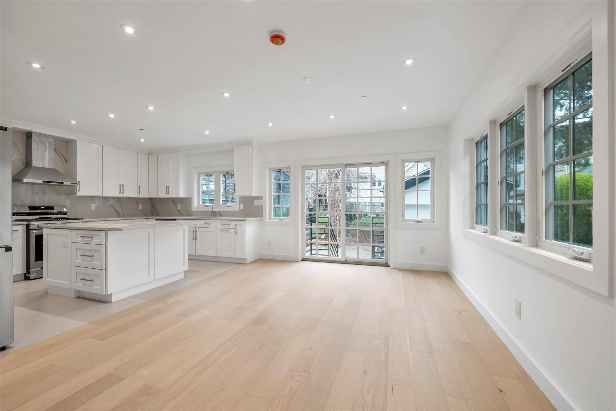 #10 photo, 3369 164th Street, クイーンズ区 Flushing , NY 11358