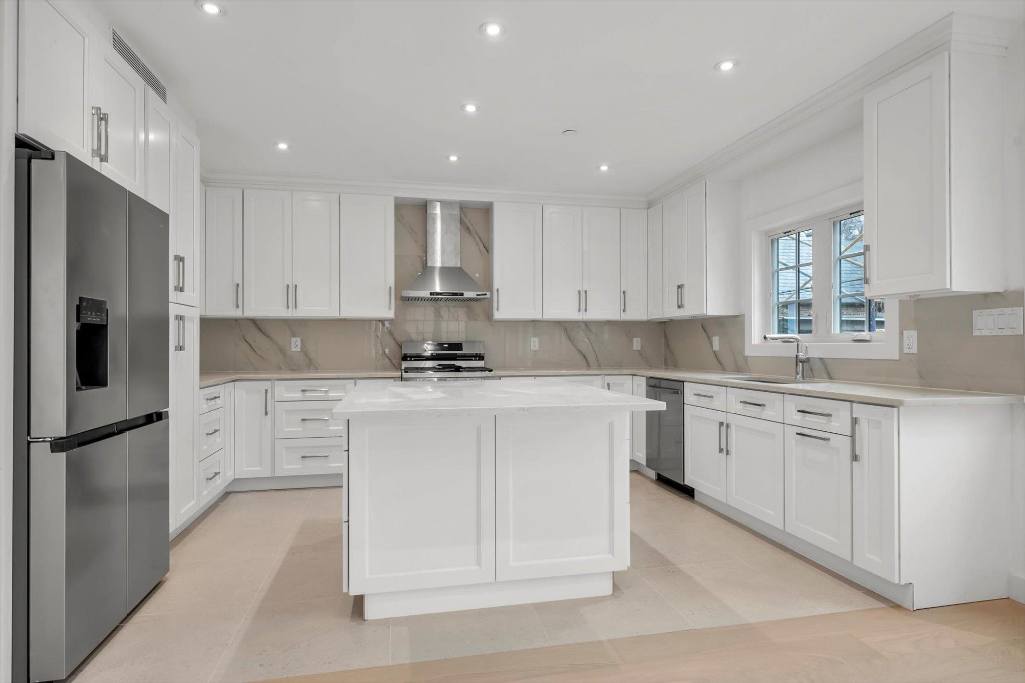 #12 photo, 3369 164th Street, クイーンズ区 Flushing , NY 11358